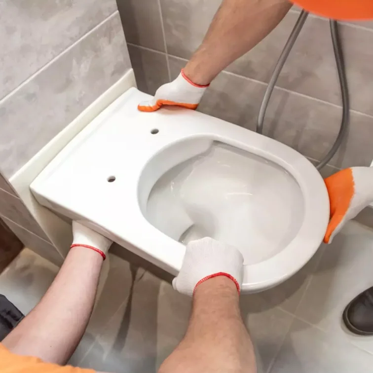 Toilet repair and installation in Cobourg